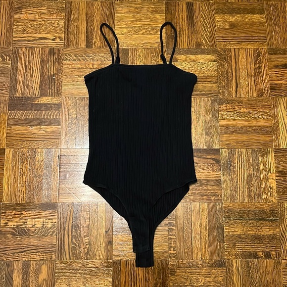 Heart and Hips, Black ribbed bodysuit - Picture 1 of 2